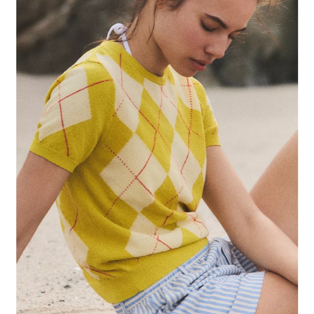 Zara Yellow Argyle Short Sleeve Sweater size L